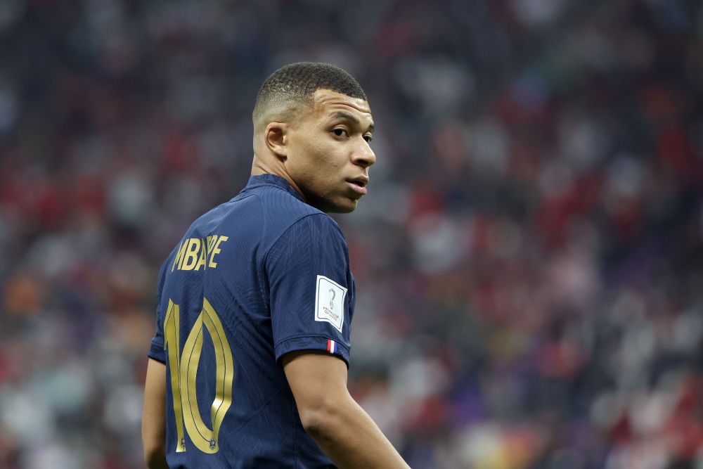 拜仁官方：将在对圣保利赛前为金斯利-科曼举办告别仪式（拜仁官宣：战圣保利前为金斯利-科曼举行告别仪式）