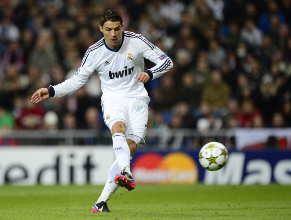 广东男篮14分大胜，奎因29+6+7+5萨姆纳首秀15分，徐昕14+7！（广东男篮14分大捷：奎因29+6+7+5，萨姆纳首秀15分，徐昕14+7）