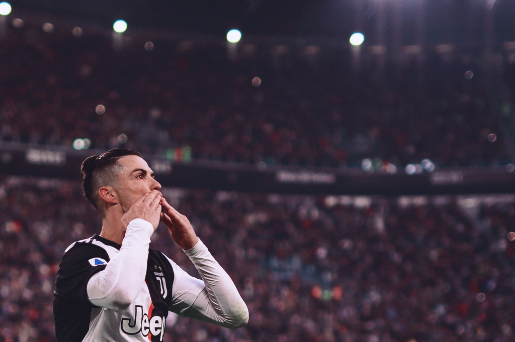 抢人！前阿根廷主帅：我用了一场友谊赛阻止梅西替西班牙效力（前阿根廷主帅自述：一场友谊赛让梅西彻底无缘西班牙队）